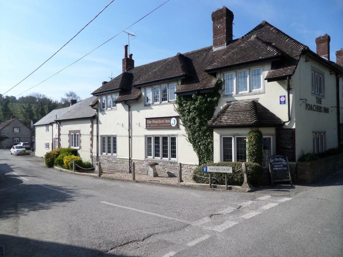 The Poachers Inn Piddletrenthide Exterior photo